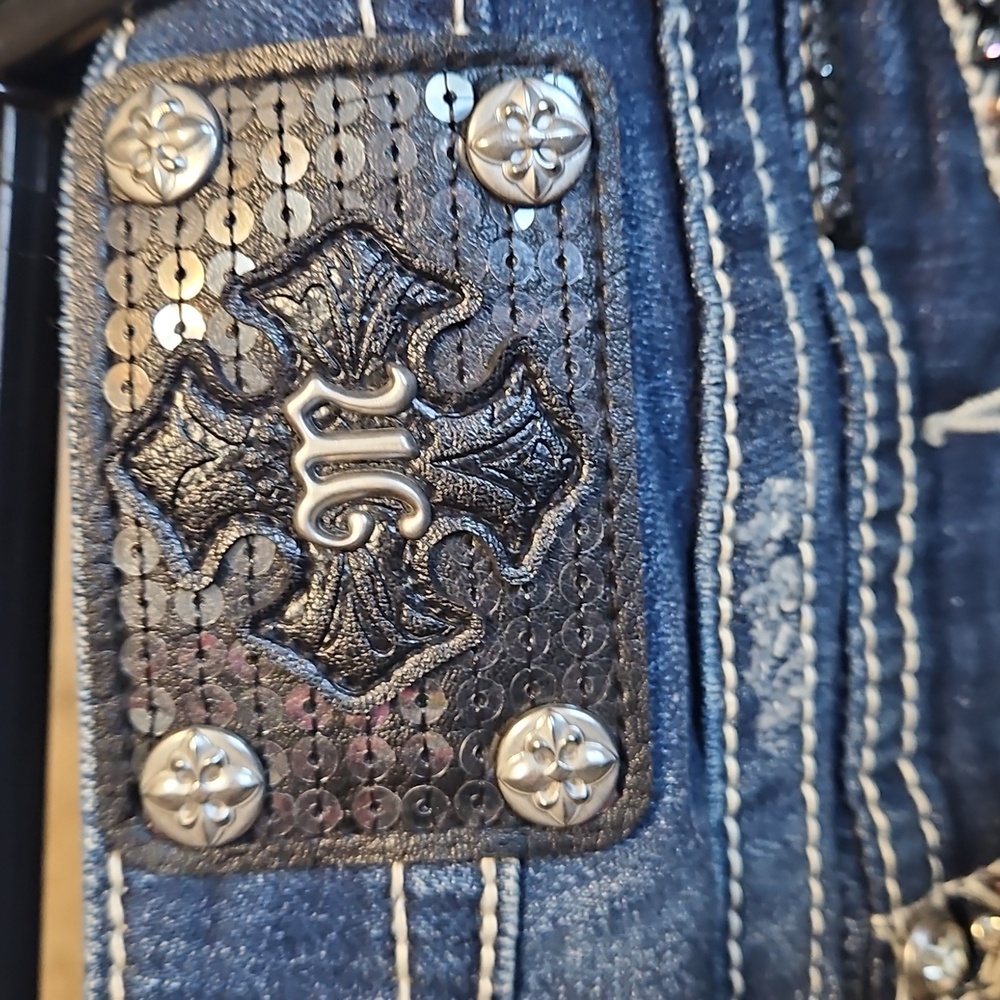Miss Me Signature Boot Low-Rise Embellished Distressed Denim Jeans-NWOT - Picture 11 of 16